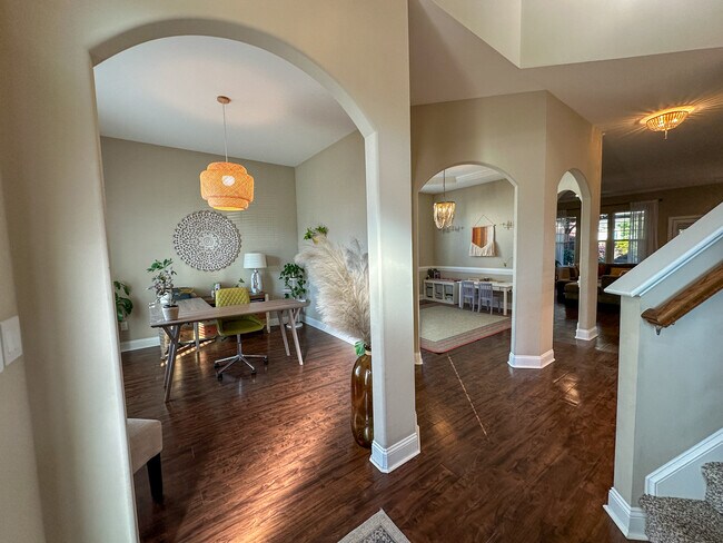 Foto del edificio - 206 Willow Ridge Dr