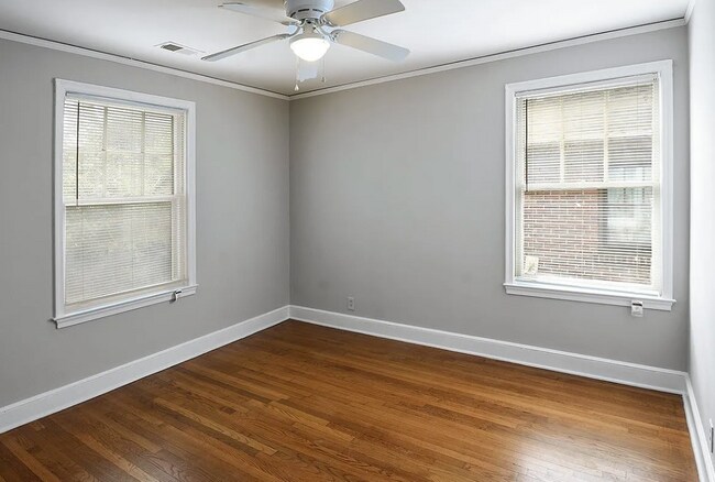 Foto del edificio - 438 N Highland St