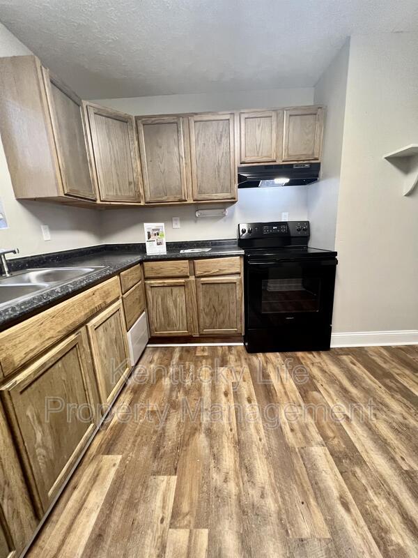 161 Rolling Acres Dr, Frankfort, KY 40601 House Rental in Frankfort