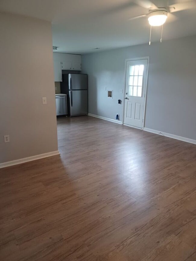 Building Photo - 2BD/1BA Duplex at Ponderosa Village