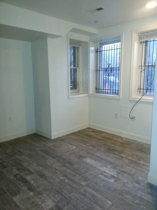 Building Photo - 1241 New Jersey Ave NW