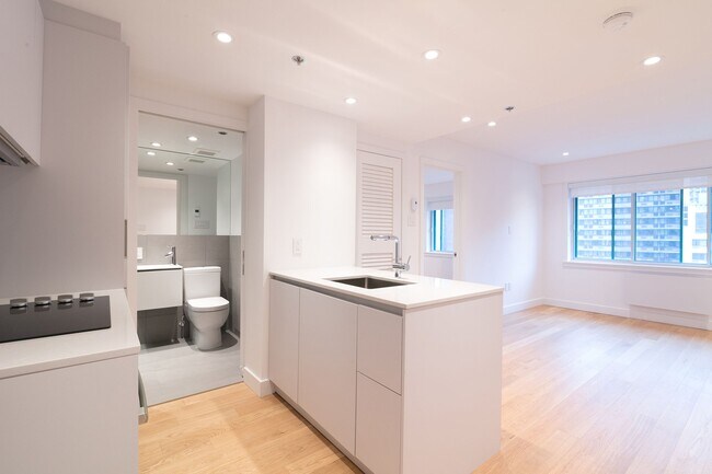 Photo du bâtiment - 3455 Rue Aylmer