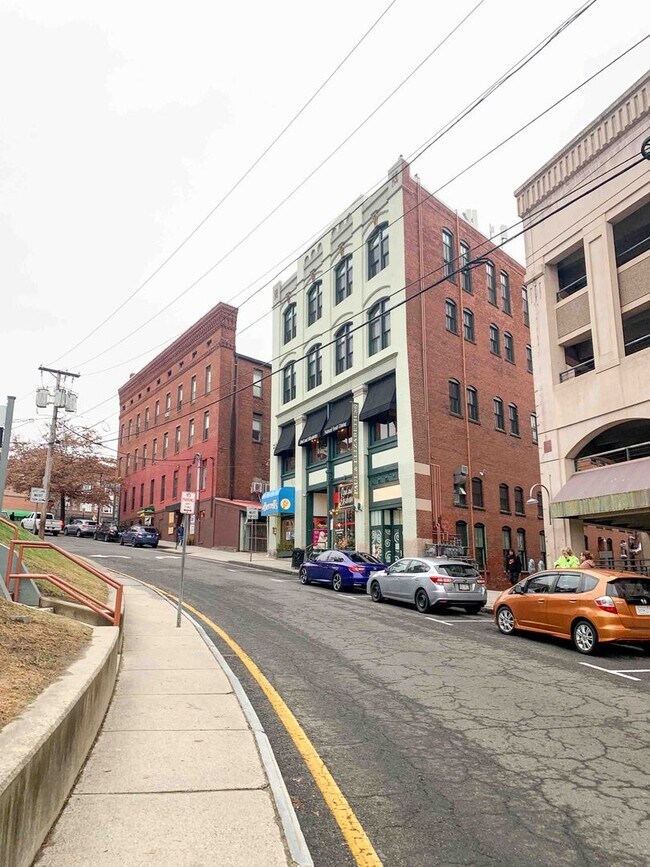 Foto del edificio - 7 Old S St