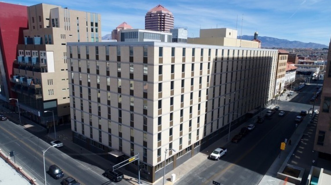 Foto del edificio - 517 Gold Ave SW