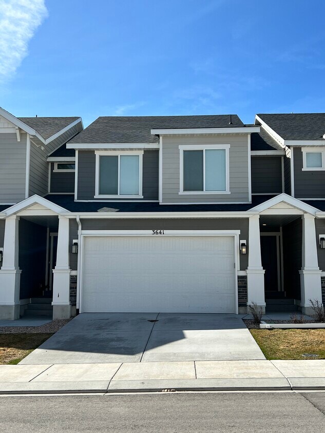 Foto principal - 3641 W Barley Bnd