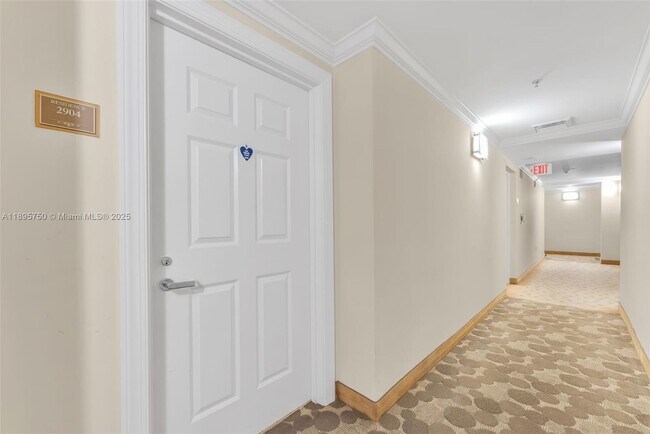 Building Photo - 16699 Collins Ave