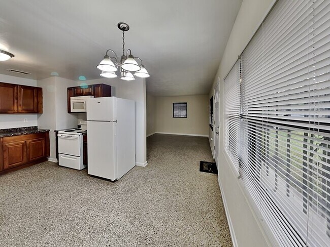 Foto del edificio - 4369 Royal Ivey Gardens Ct