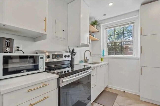 Foto del edificio - 2716 29th St SE