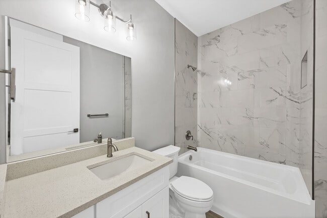 Building Photo - 11044 Pinot Dr