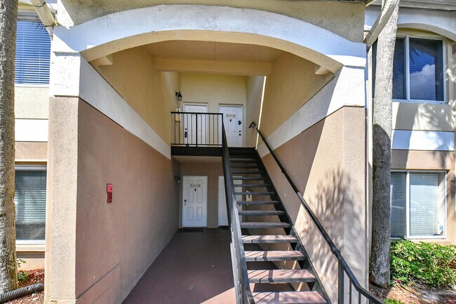 Building Photo - 815 Boynton Beach Blvd
