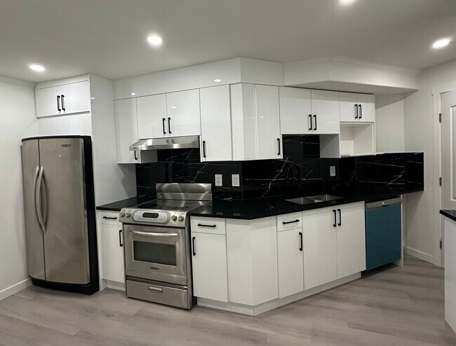 Photo du bâtiment - 2171 Drawbridge Close