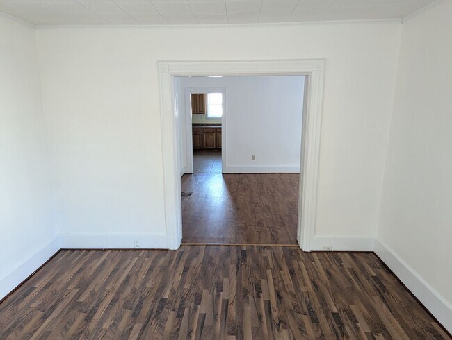 Foto del edificio - 18-20 W. Southern Avenue