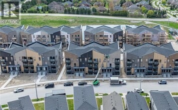 Building Photo - 115 REVERIE Wy