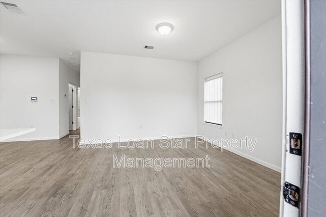 Foto del edificio - 319 N Carolina St