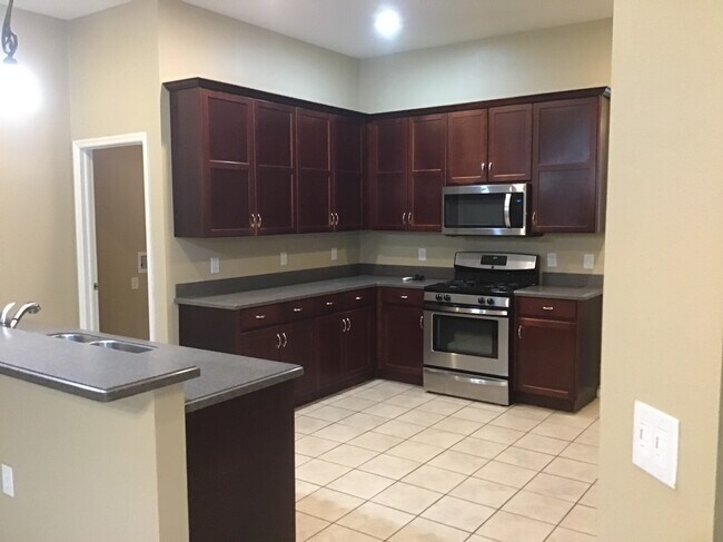 Foto del edificio - 16150 Bridgepark Dr