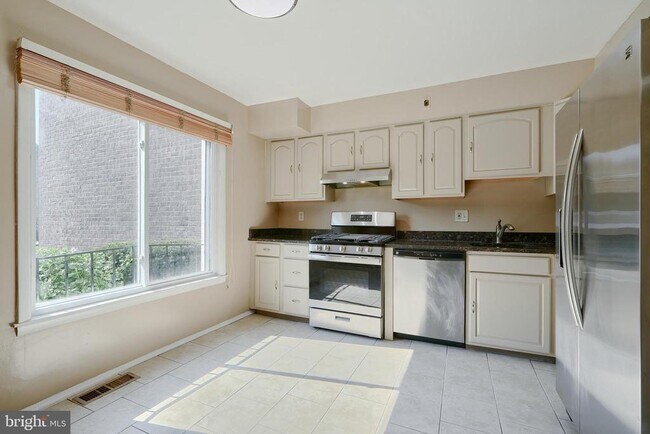 Foto del edificio - 1903 Greenberry Rd