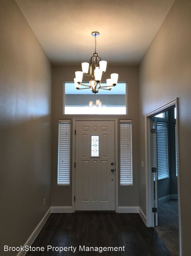 Building Photo - 4 br, 2 bath House - 3525 Robbin Court