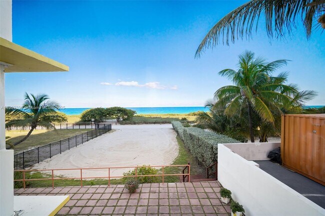 Foto del edificio - 9241 Collins Ave