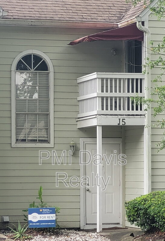 Primary Photo - 2300 Twelve Oaks Dr