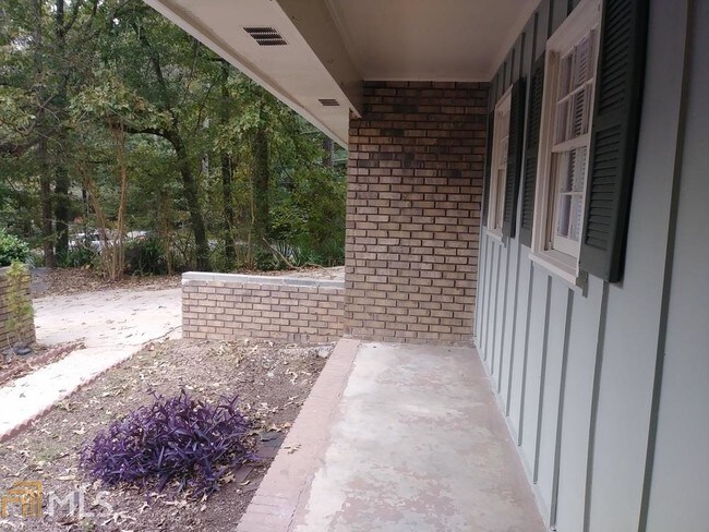 Building Photo - 2995 The Meadows Way