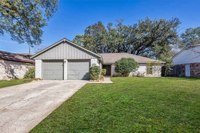 Foto del edificio - 29410 Binefield St