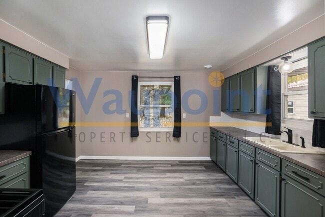 Building Photo - 2941 S Derby Rd