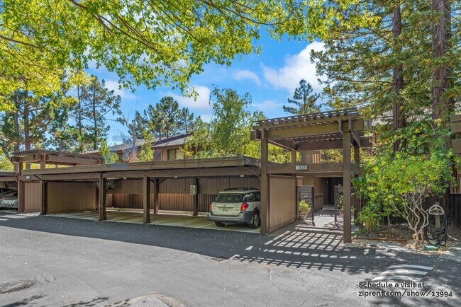 Foto del edificio - 3335 Brittan Ave