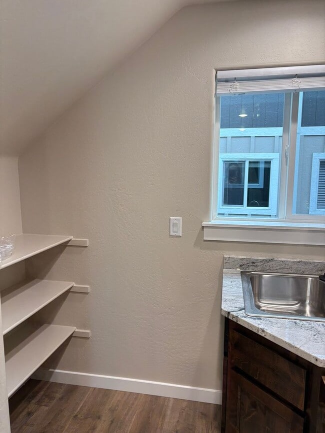 Foto del edificio - 7861 Houston Lp