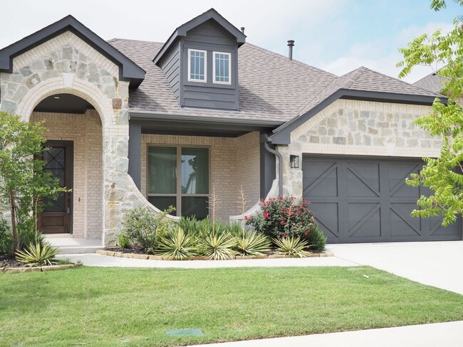 Union Park Jewel - NEVER LIVED IN & READY ... - Union Park Jewel - NEVER LIVED IN & READY ... House