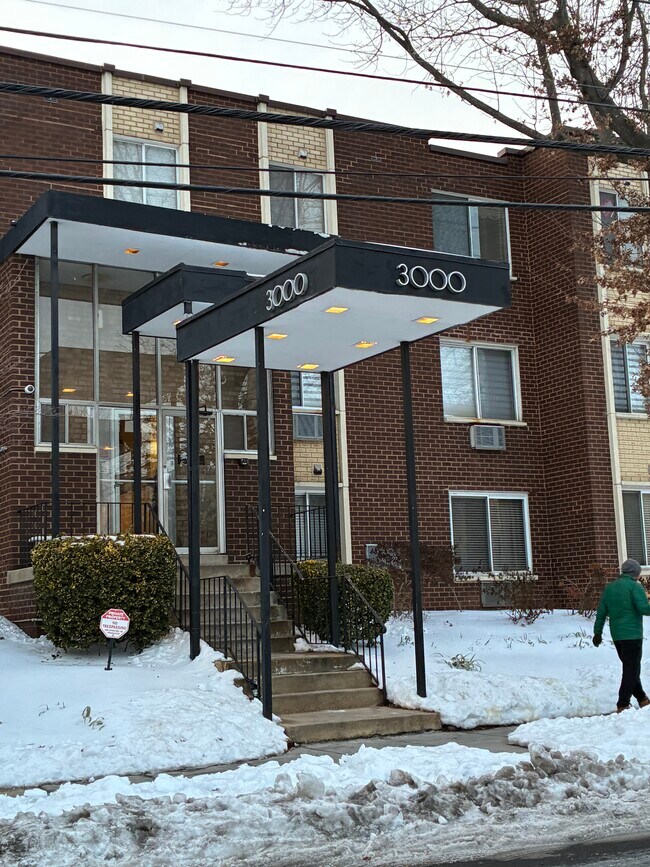 Foto del edificio - 3000 7th St NE