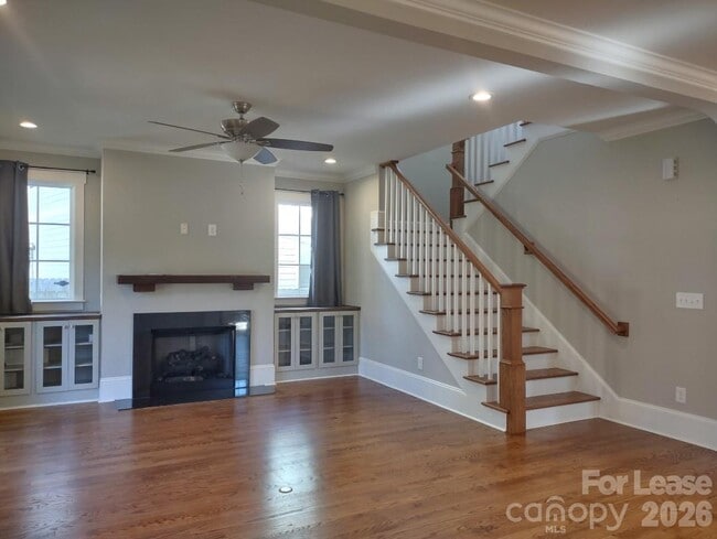 Building Photo - 1716 Berryhill Rd