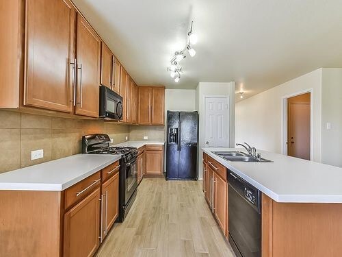 Building Photo - 24530 Lakecrest Village Dr