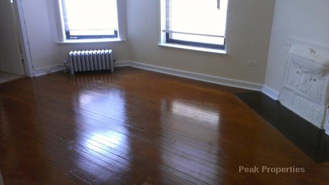 Building Photo - 5020 S Blackstone Ave