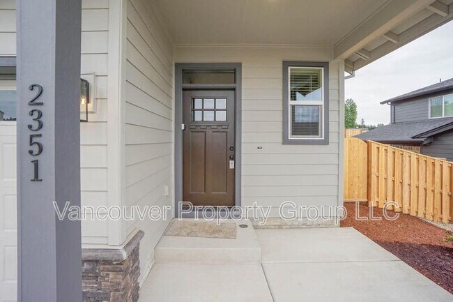 Building Photo - 2351 E Otter Lp