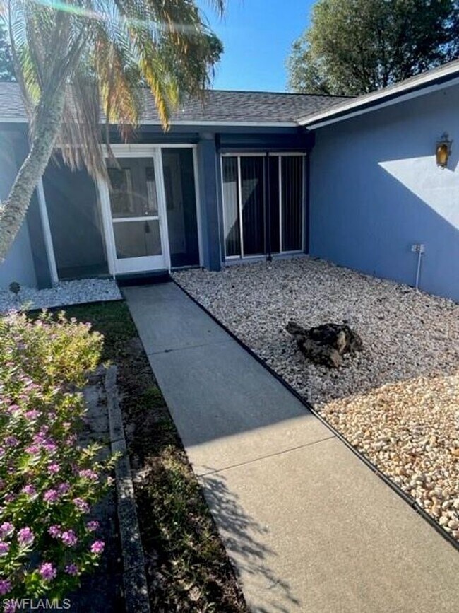 Building Photo - 5667 Eichen Cir