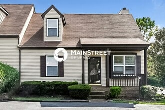 Building Photo - 3213 E Lake Dr