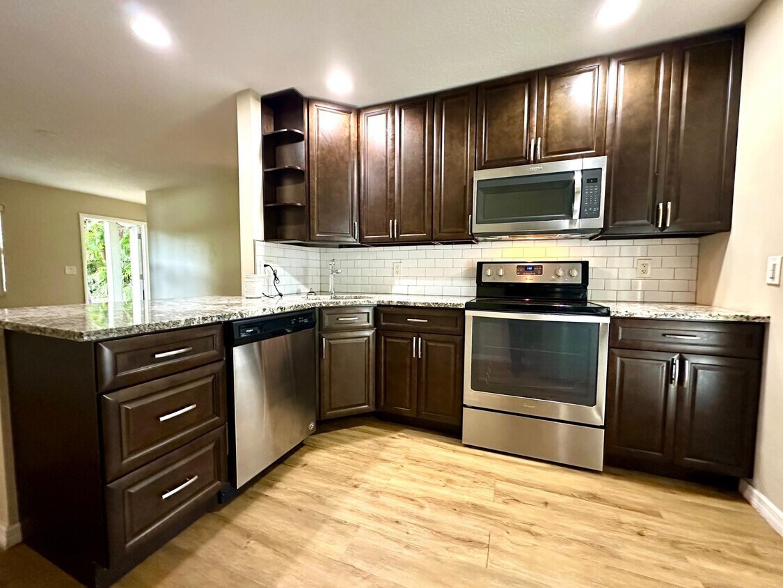Foto principal - 3561 Burma Ct
