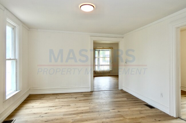 Foto del edificio - 1026 Oakwood Ave