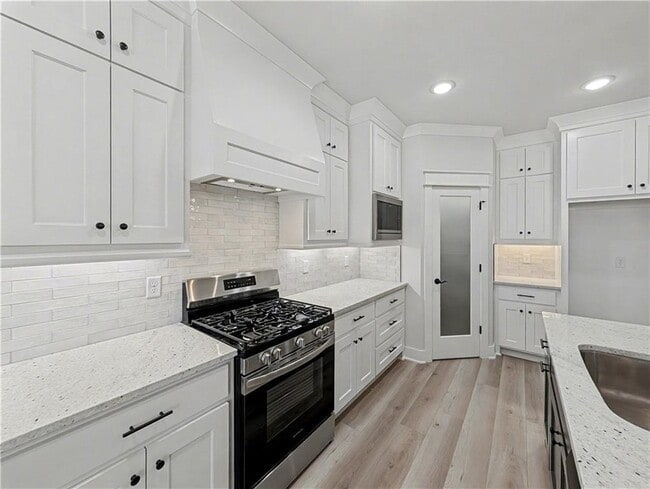 Foto del edificio - 7842 Scenic Vly Ave