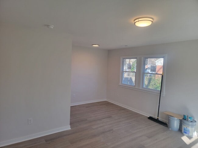 Photo - 3719 Moody Ave House