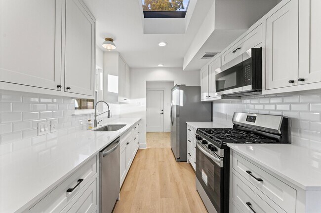 Foto del edificio - 10607 Overbrook Ln