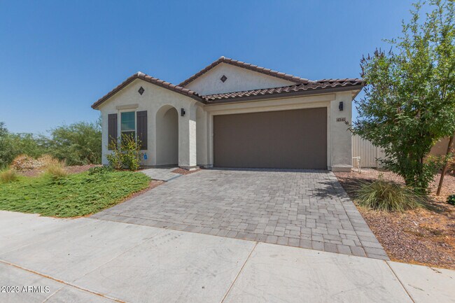 Foto del edificio - 4345 N 196th Ave