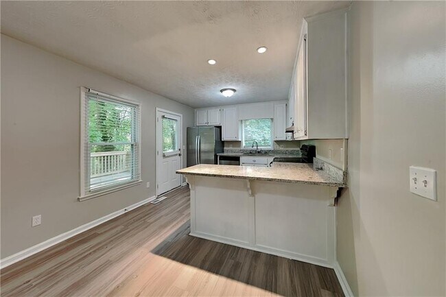 Building Photo - 1675 Cedar Grove Dr