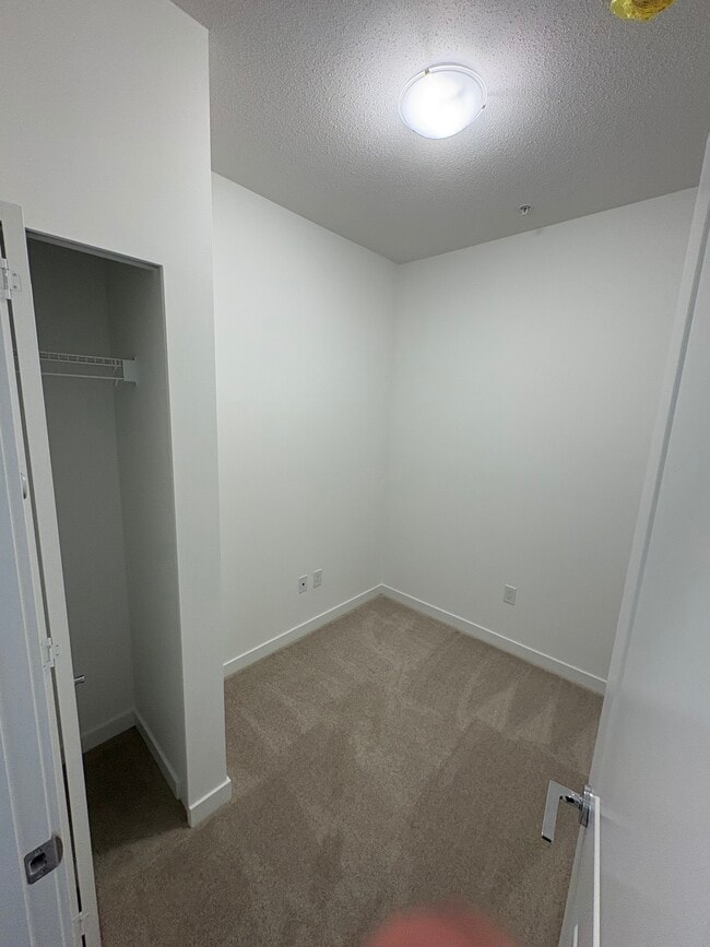 Building Photo - 15735 85 Av