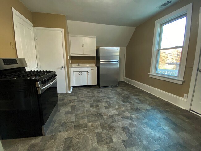 Foto del edificio - 517 S Water St