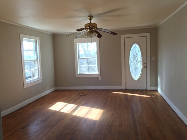 Foto del edificio - 401 Williamson Ave