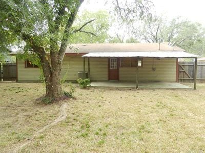 Building Photo - 7913 Woodfield Dr