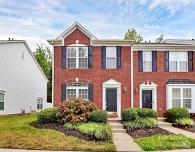 Building Photo - 12260 Jessica Pl