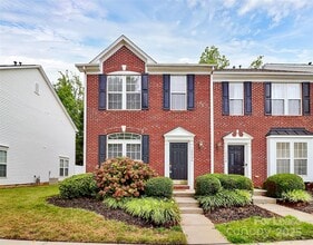 Building Photo - 12260 Jessica Pl