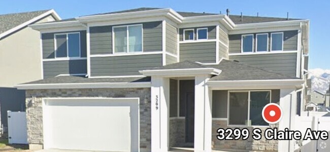 Building Photo - 3299 S Claire Ave